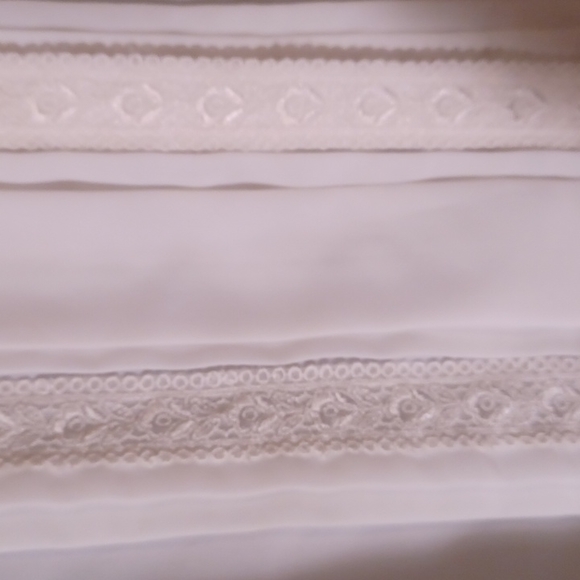 Womens 16 blouse - Picture 3 of 6